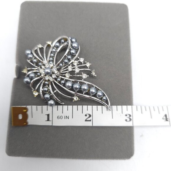 Nolan Miller Glamour Collection Brooch With Faux Gray Pearl Crystal in Box - Picture 3 of 4